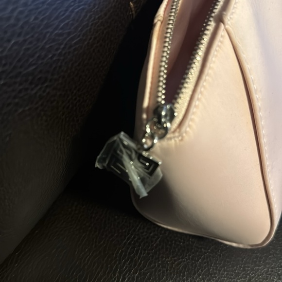 Givenchy Parfums Iconic Nude Pink Pouch Cosmetic Makeup Travel Bag Case NWOB - Picture 7 of 7